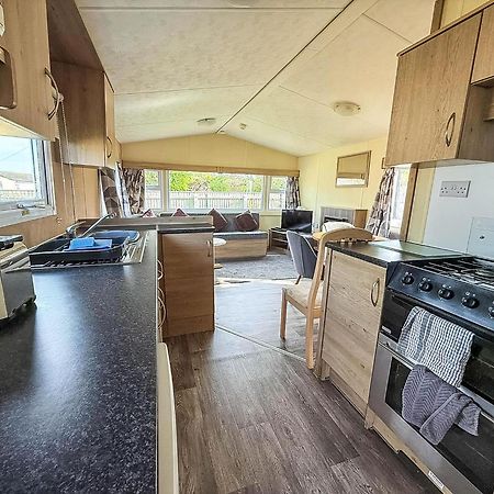 Lovely 6 Berth Caravan At Sunnydale Holiday Park Ref 35375S Louth  Ngoại thất bức ảnh