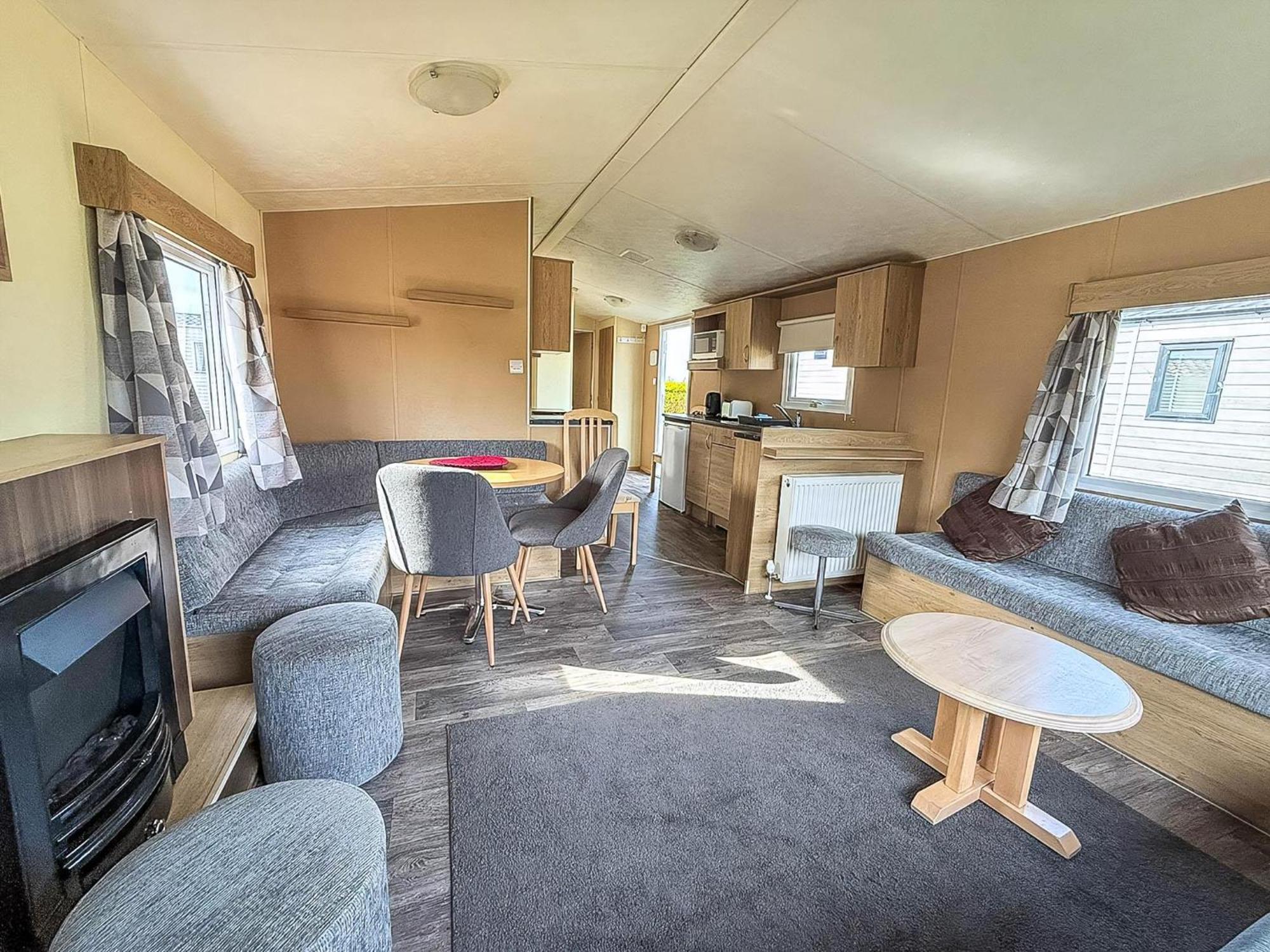 Lovely 6 Berth Caravan At Sunnydale Holiday Park Ref 35375S Louth  Ngoại thất bức ảnh